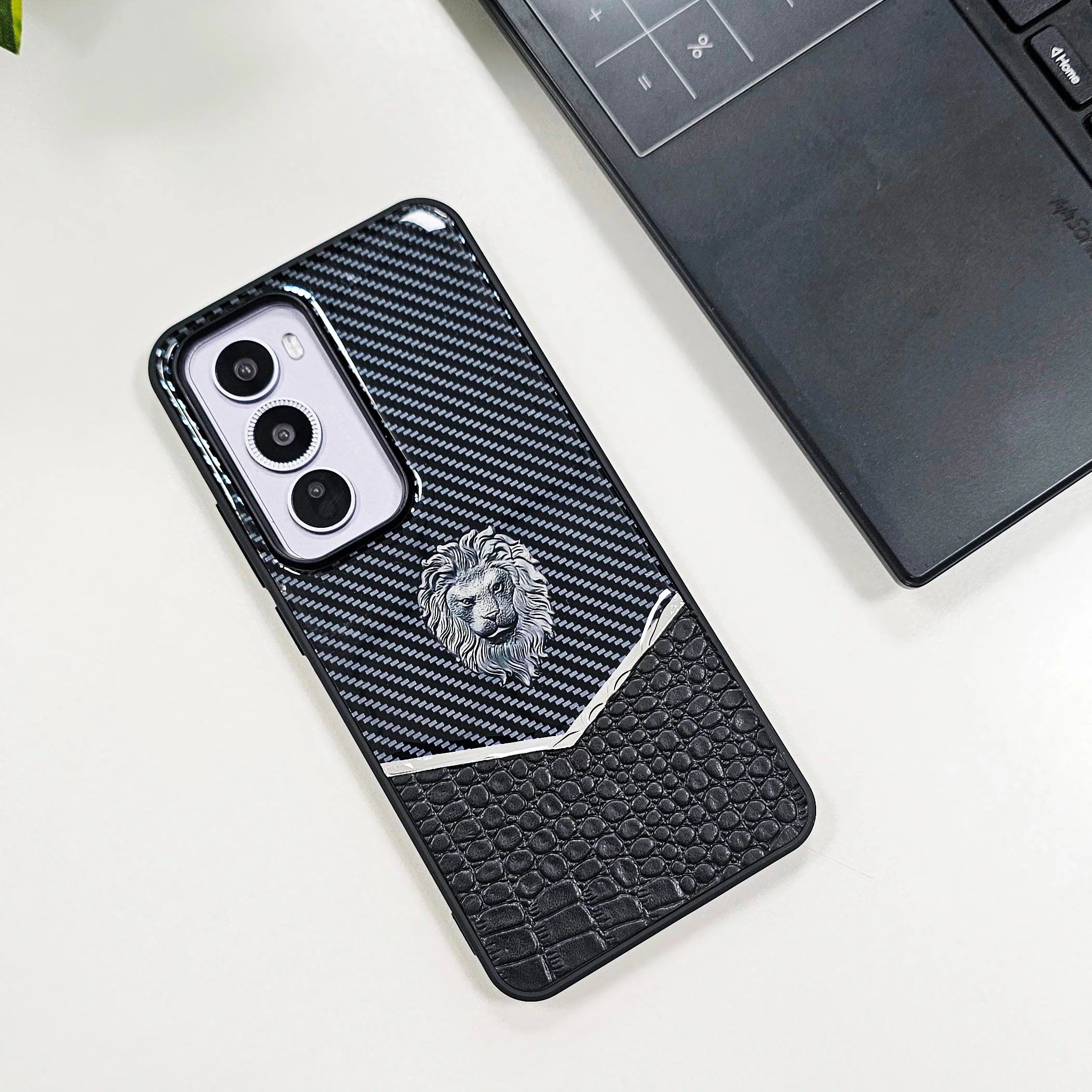 OPPO Reno12 5G Luxury Lion Pattern Leather And Liquid Silicone Case - Image 2