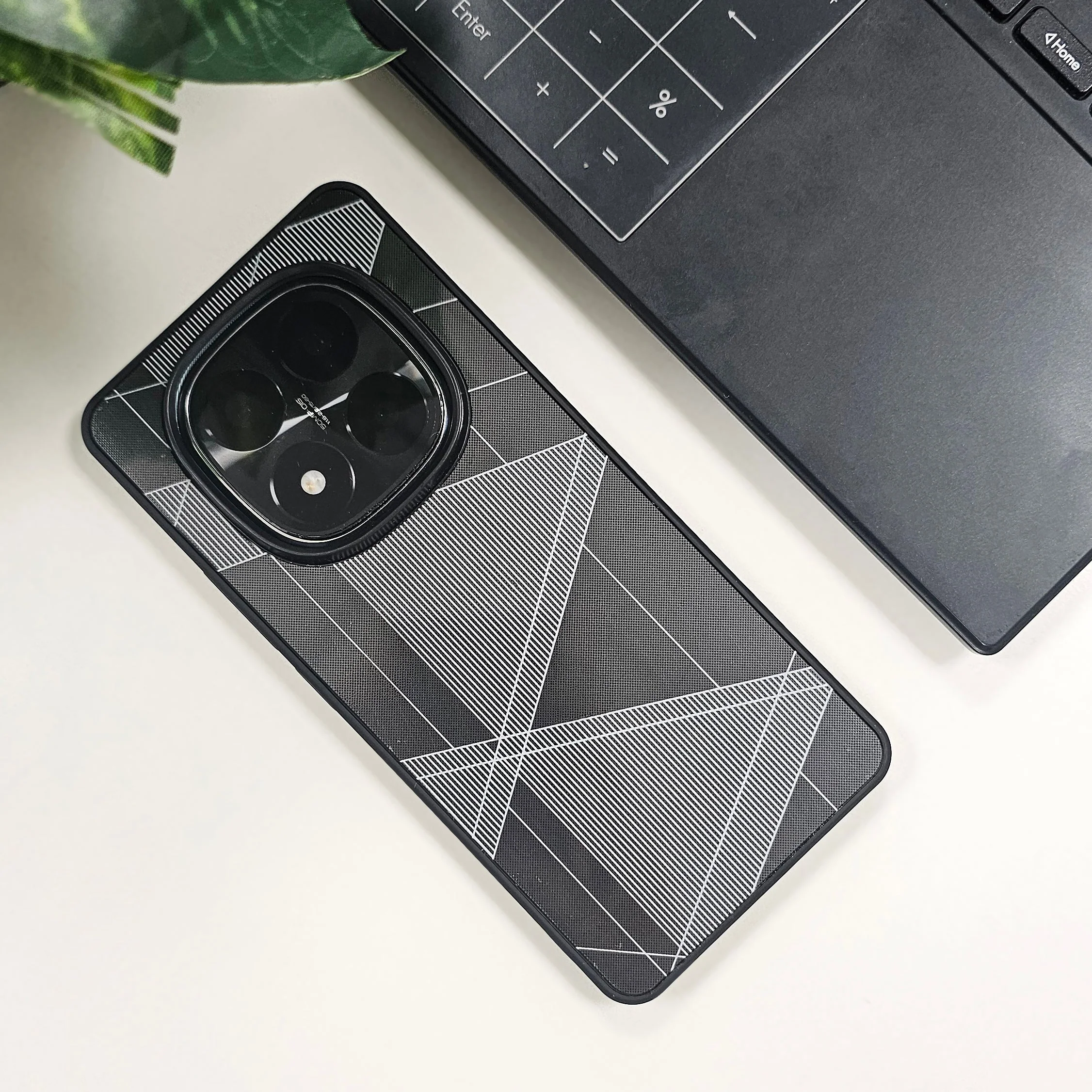 Redmi Note 14 Pro+ 5G Triangle Pattern Matte Back Shockproof Case - Image 2
